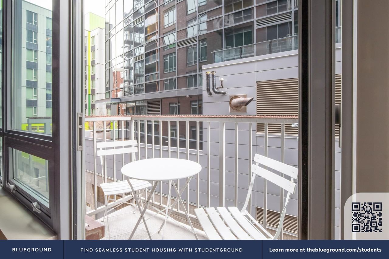 120 Westlake Ave N #530 - Photo 7 of 29