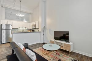 featured image of 50 N Illinois St