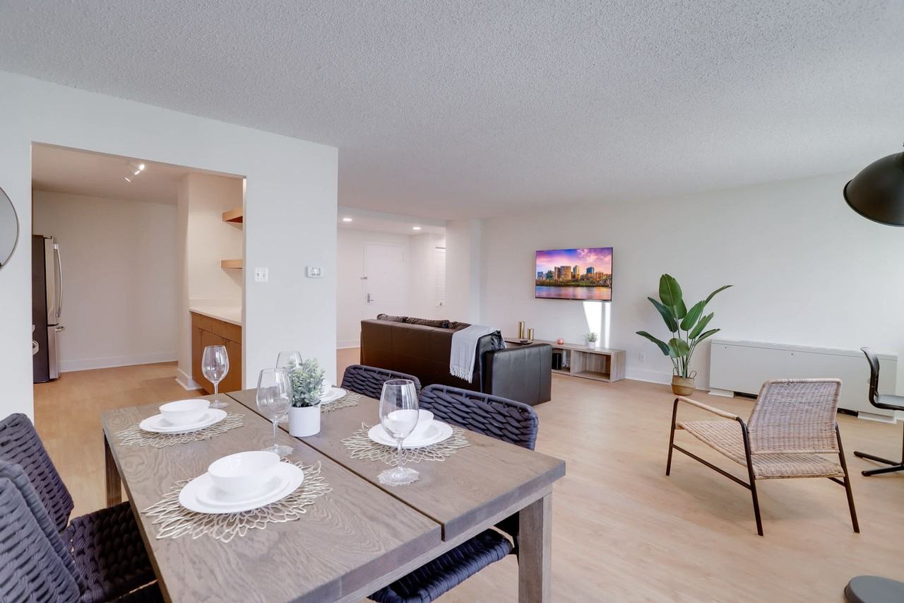 320 23rd St S #1022517P - Photo 3 of 43