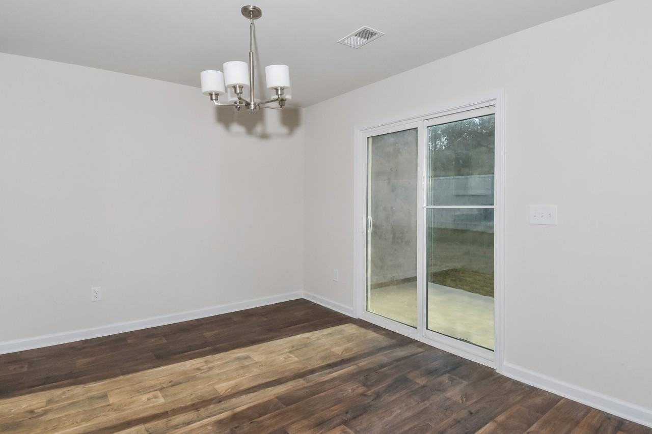 170 Beckett Ln - Photo 3 of 27