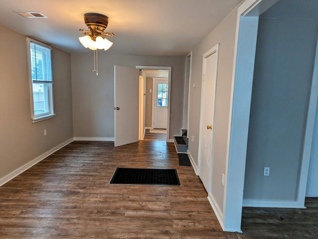 119 N 2nd St - Photo 2 of 11