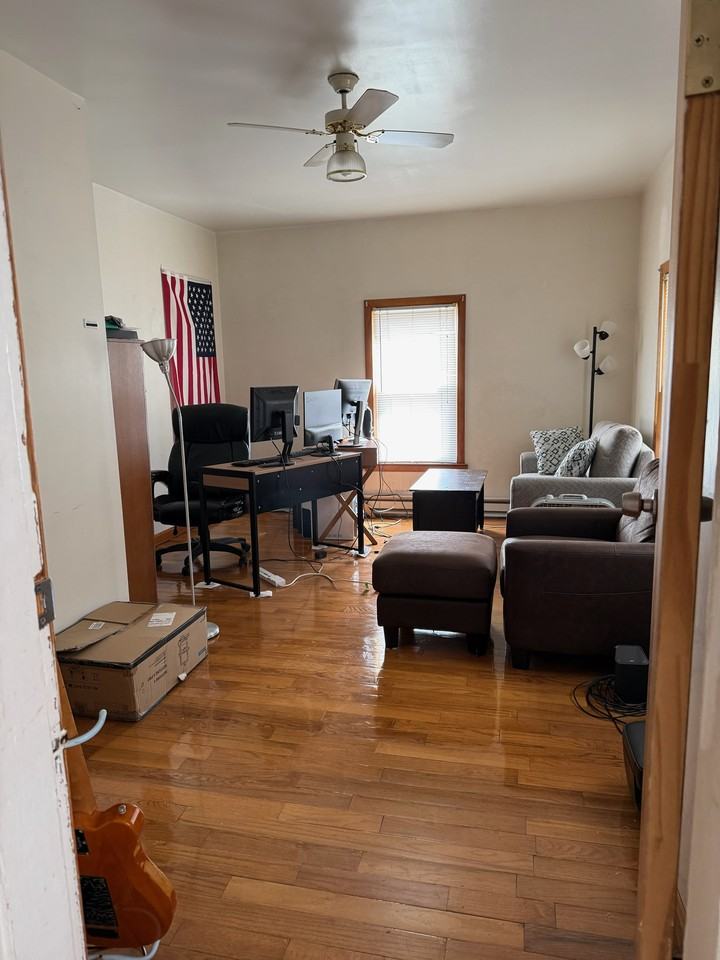 Seventh Street #3 - Photo 3 of 7