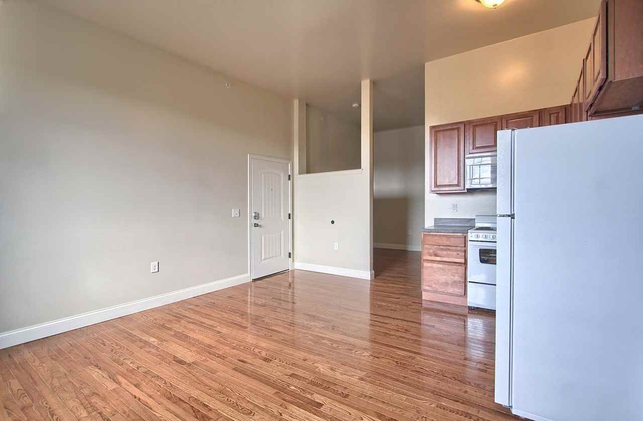 Glass Factory - Photo 5 of 20