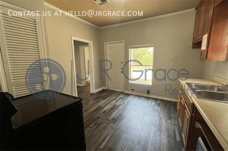 908 Clifton St - Photo 3 of 12