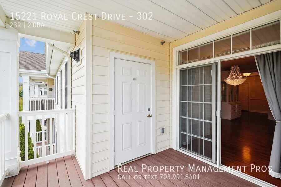 15221 Royal Crest Dr #302 - Photo 3 of 50