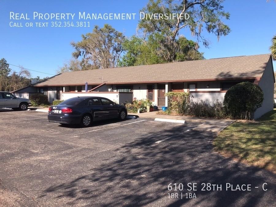 610 Se 28th Pl #C - Photo 3 of 8