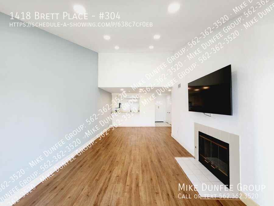 1418 Brett Pl #304 - Photo 3 of 24