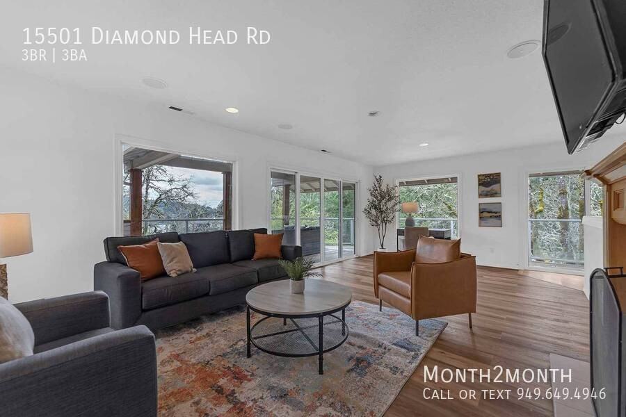 15501 Diamond Head Rd - Photo 3 of 40