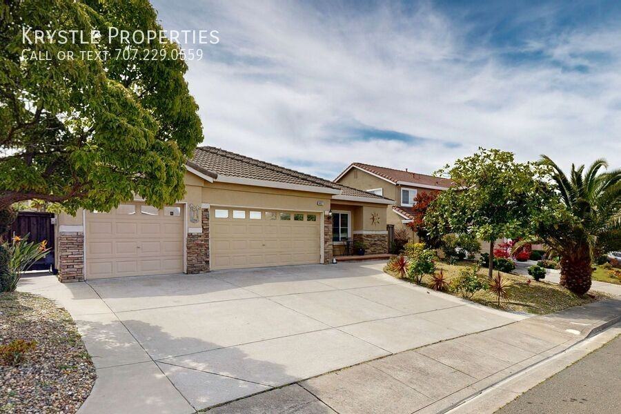 6457 Eagle Ridge Dr - Photo 3 of 32