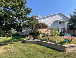 featured image of 125 S Platten St