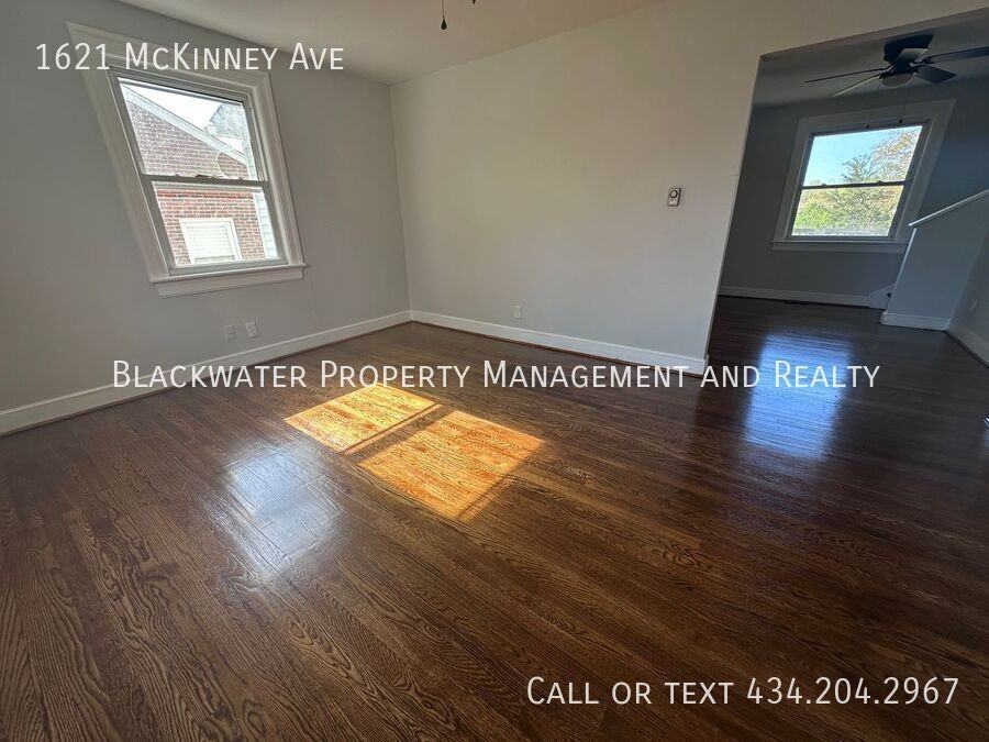 1621 Mckinney Ave - Photo 2 of 7