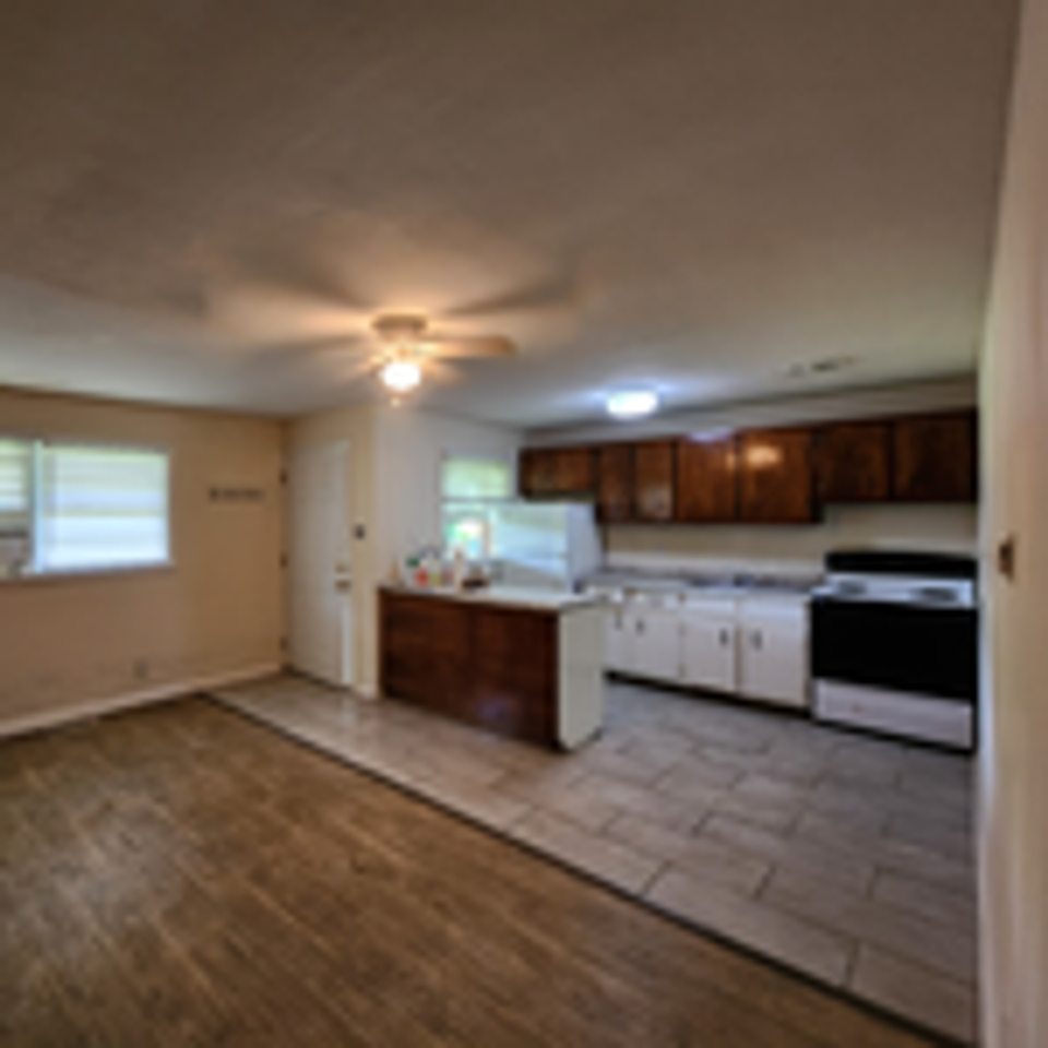 130 Apple Tree Road - Photo 5 of 13