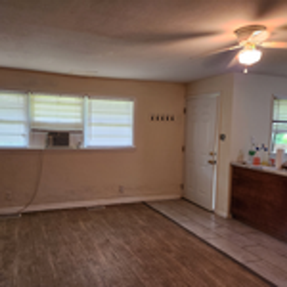 130 Apple Tree Road - Photo 7 of 13