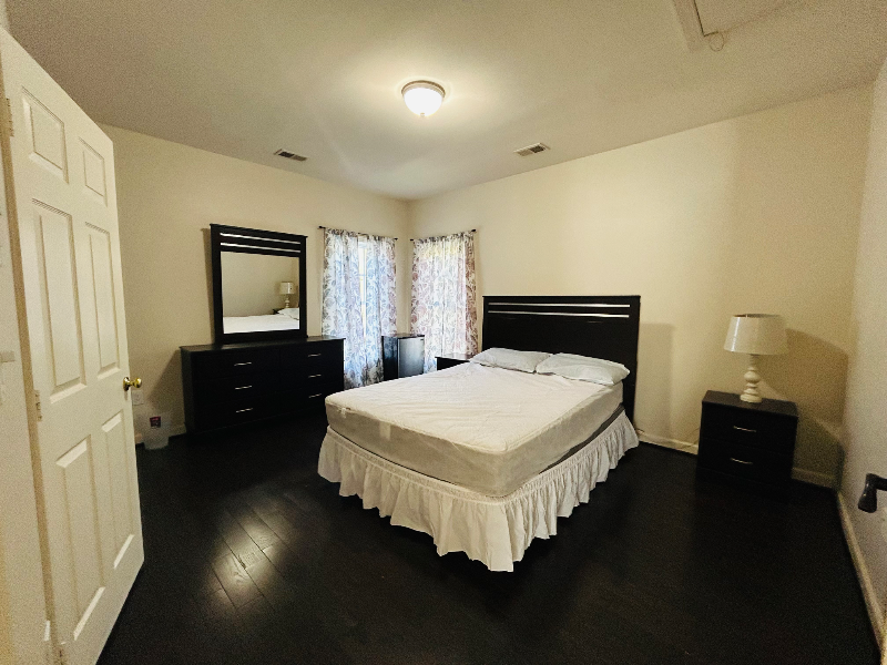 15506 Symondsbury Way - Photo 5 of 20