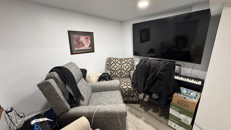 1254 N Bosworth Ave #1B - Photo 2 of 13