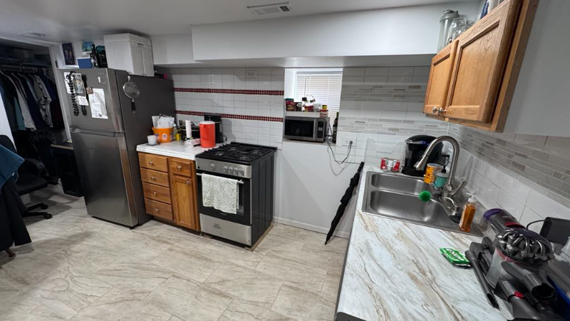 1254 N Bosworth Ave #1B - Photo 6 of 13