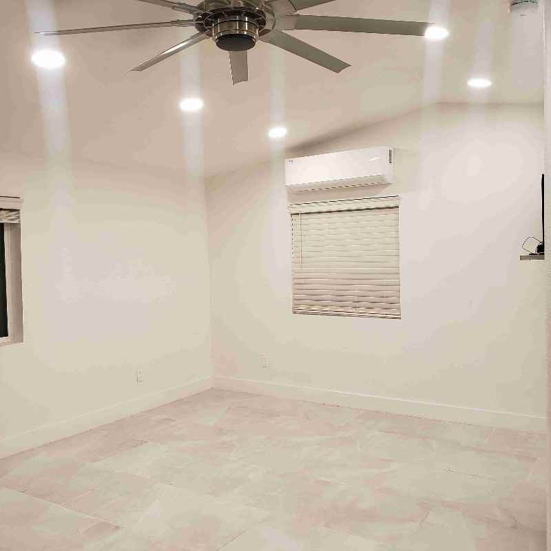 846 Spruce Ct #1 - Photo 3 of 4