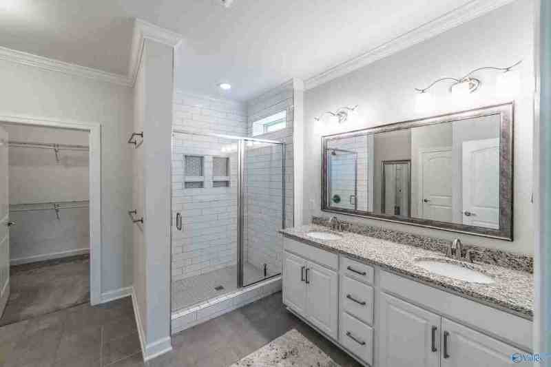 225 Skehan St Sw - Photo 3 of 20