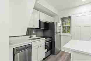 1452 Smith Place Southeast #B - Photo 1 of 1