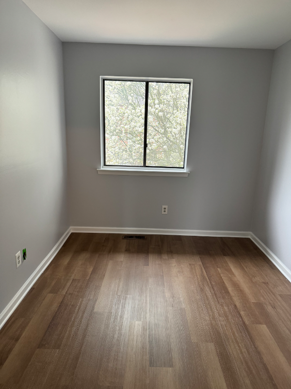 74 Rickmar Ln - Photo 5 of 10