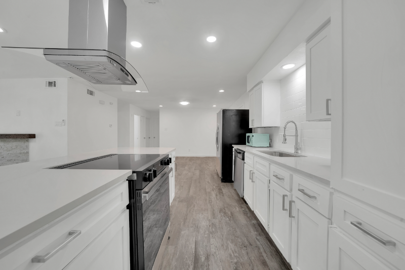 4622 Bayview Dr - Photo 6 of 20