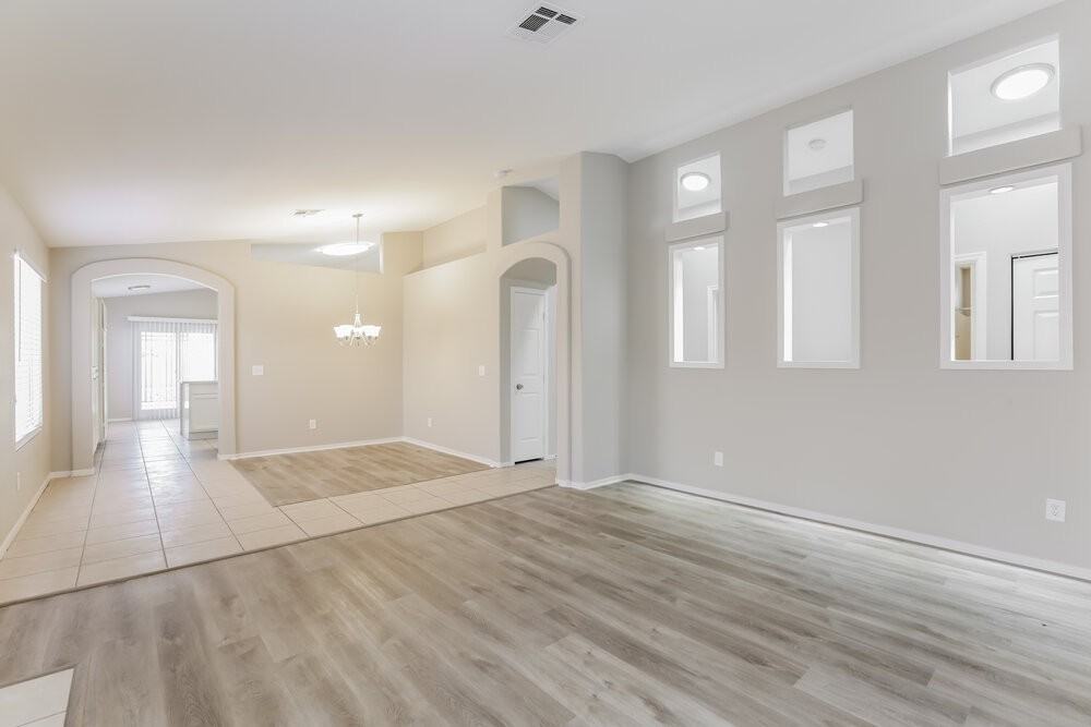 7113 Junction Village Ave - Photo 5 of 16