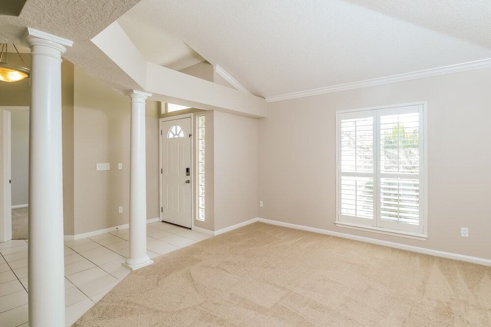 2347 Foxhaven Dr W - Photo 4 of 16