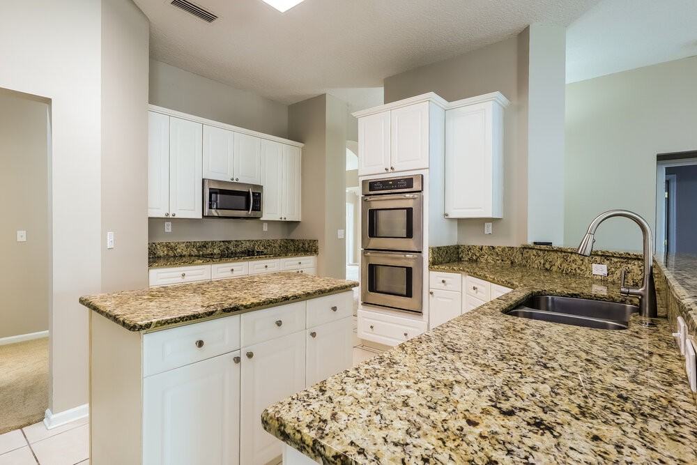 2347 Foxhaven Dr W - Photo 6 of 16