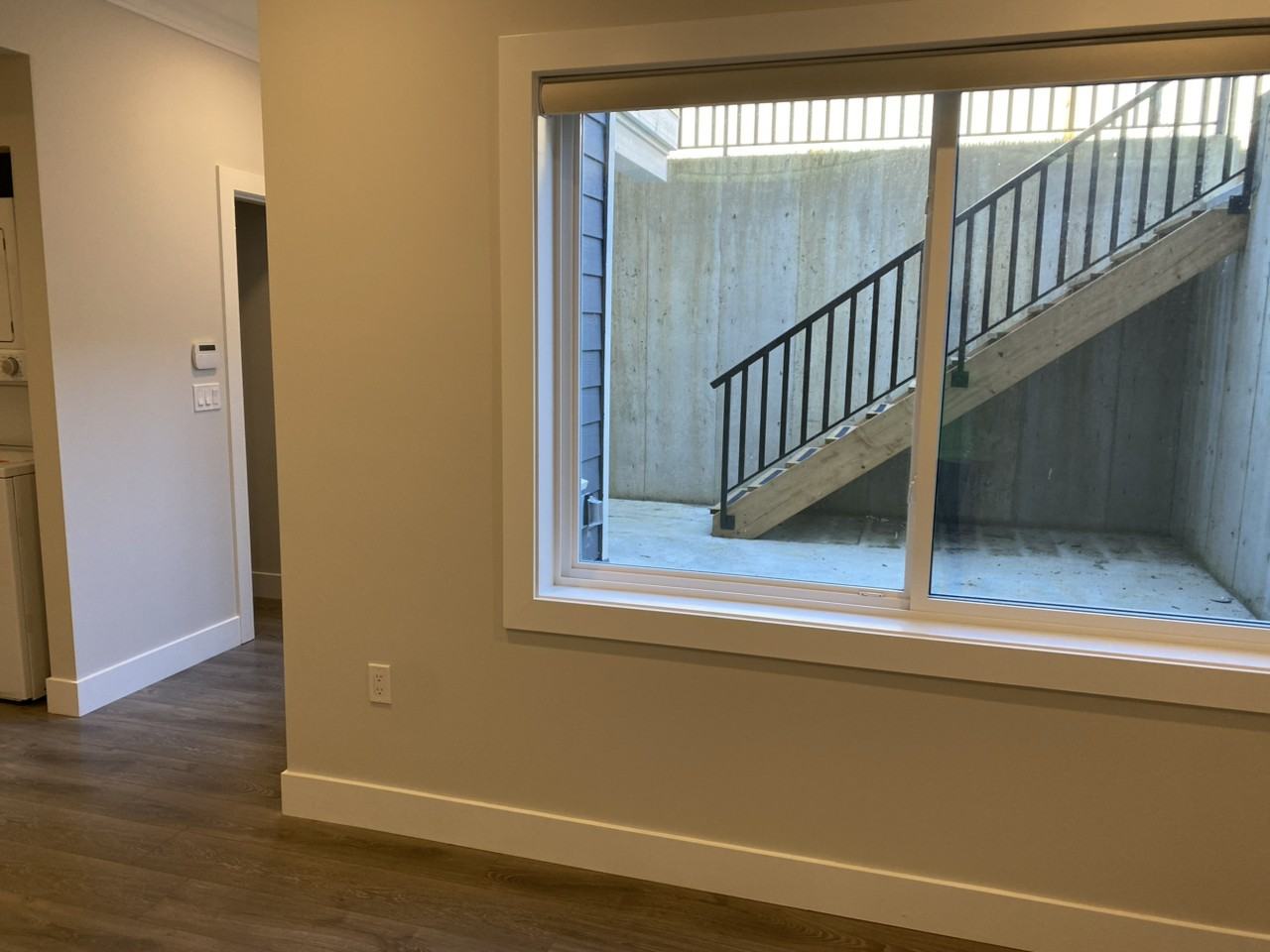 16681 17B Ave - Photo 4 of 6