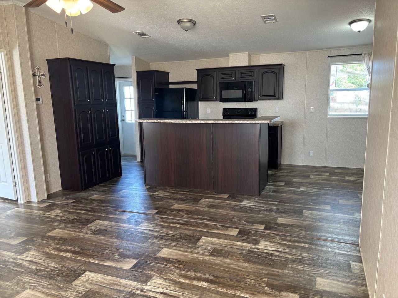 3910 W 25th St - Photo 3 of 14