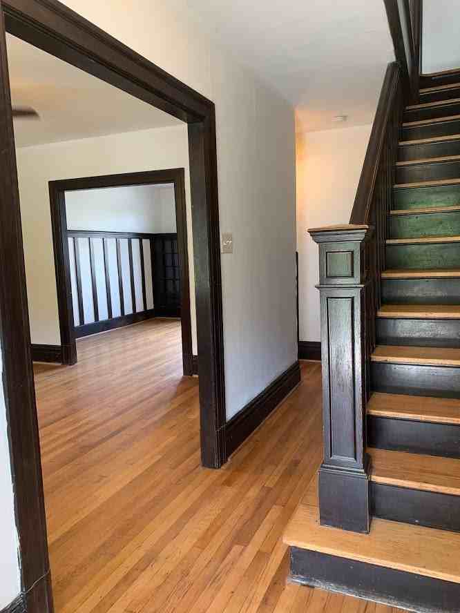 1672 Jancey St - Photo 2 of 29