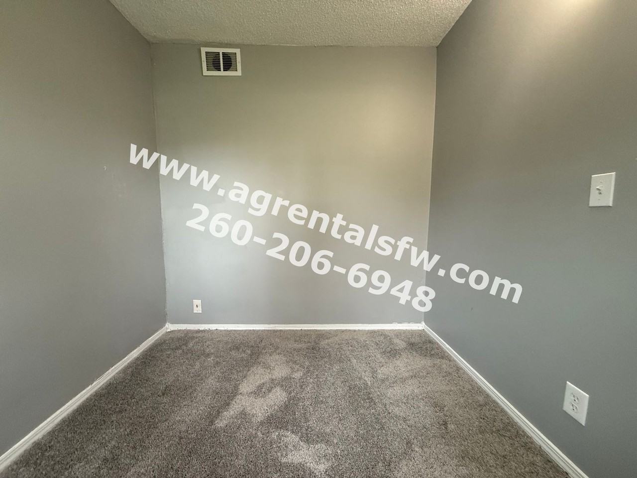 5012 S Harrison St - Photo 2 of 11