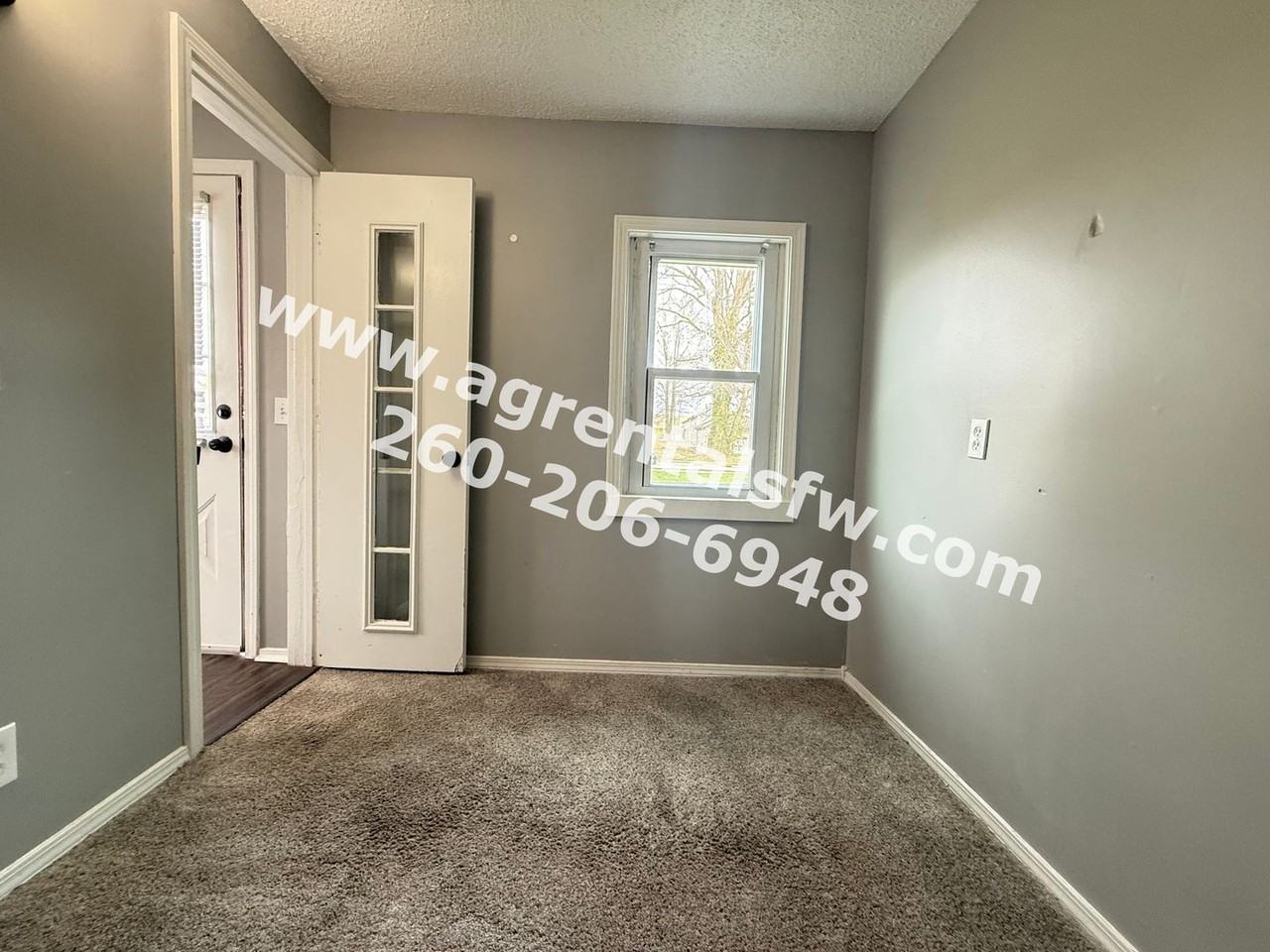 5012 S Harrison St - Photo 3 of 11