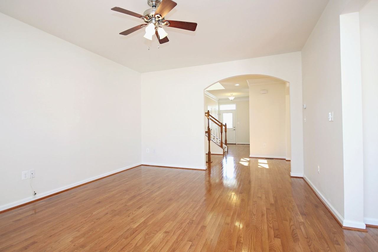 2320 Jersey Pine Rdg - Photo 7 of 32