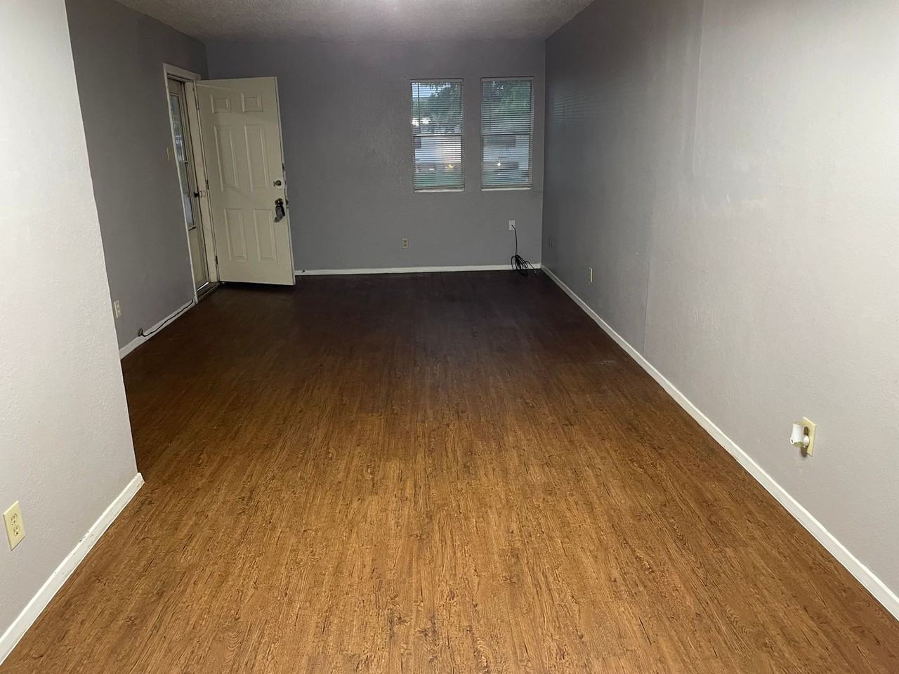 3202 Fadal Ave - Photo 2 of 10