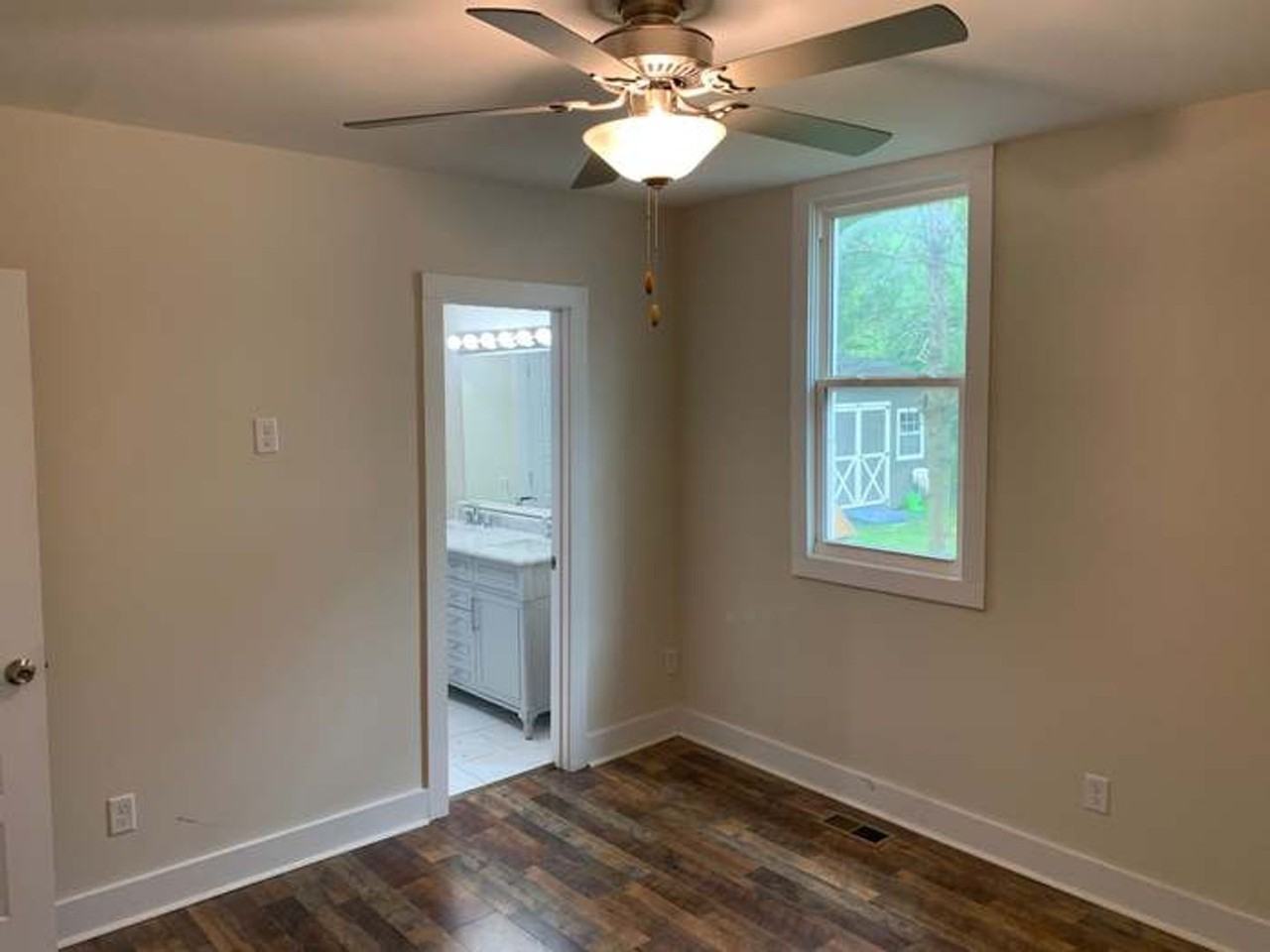 1715 Seifried St - Photo 7 of 26