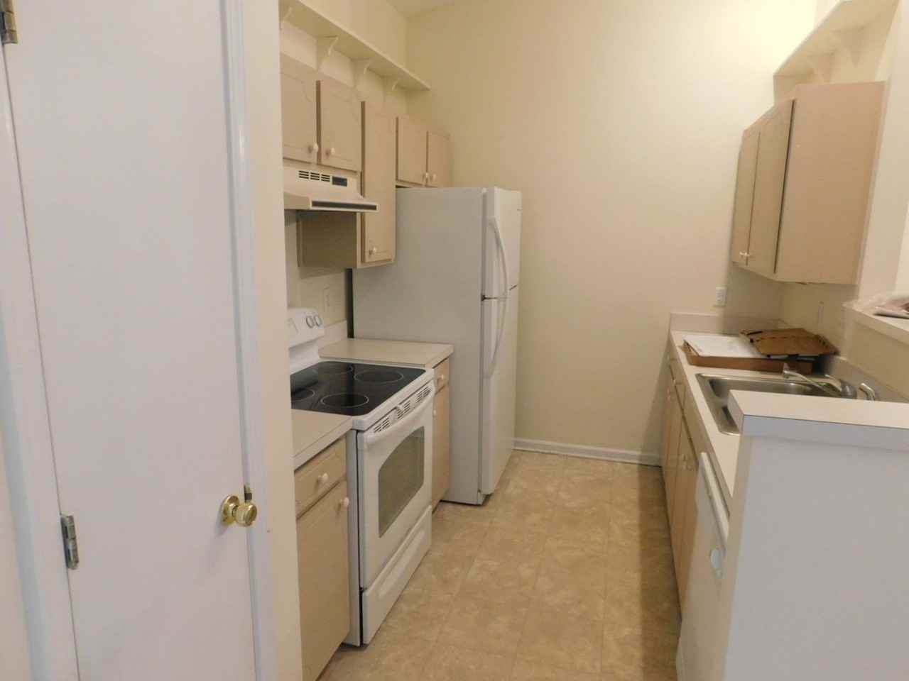 134 Village Ct - Photo 3 of 26