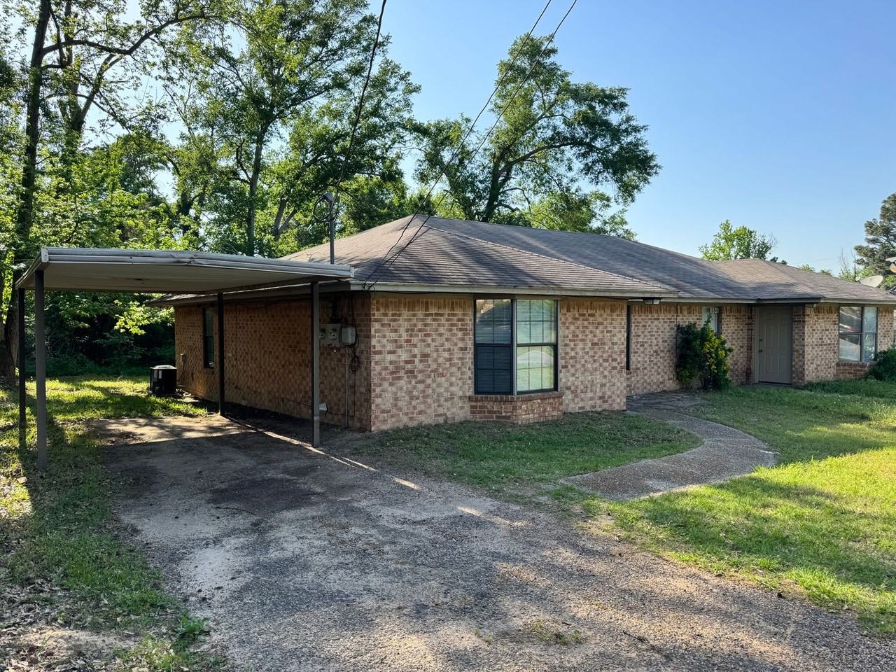 16048 Shoshone Dr - Photo 2 of 21