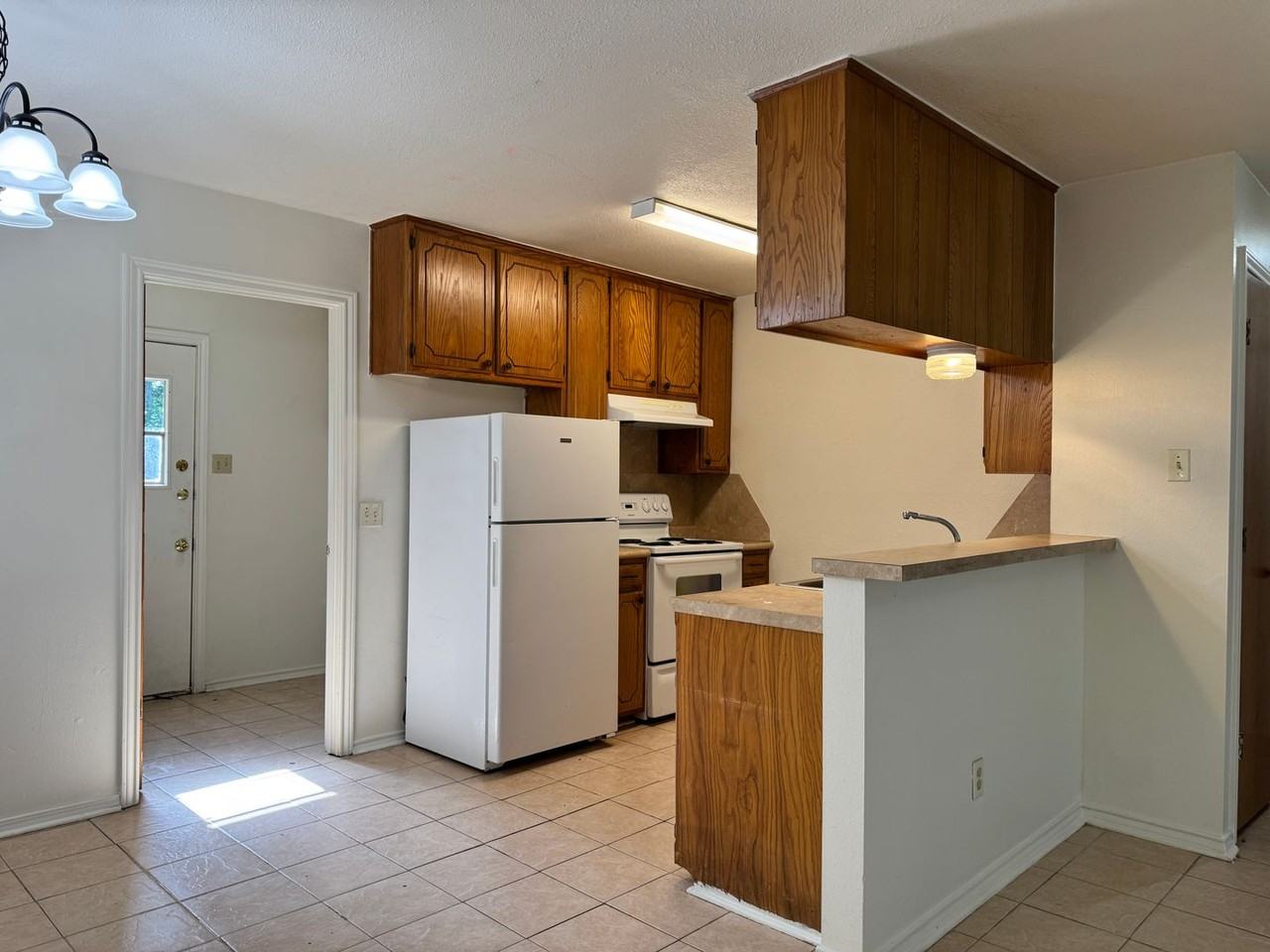 16048 Shoshone Dr - Photo 6 of 21