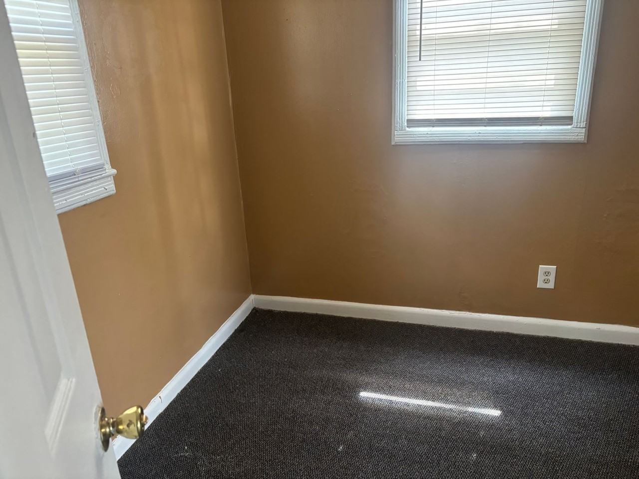 3491 Poole Rd - Photo 6 of 9