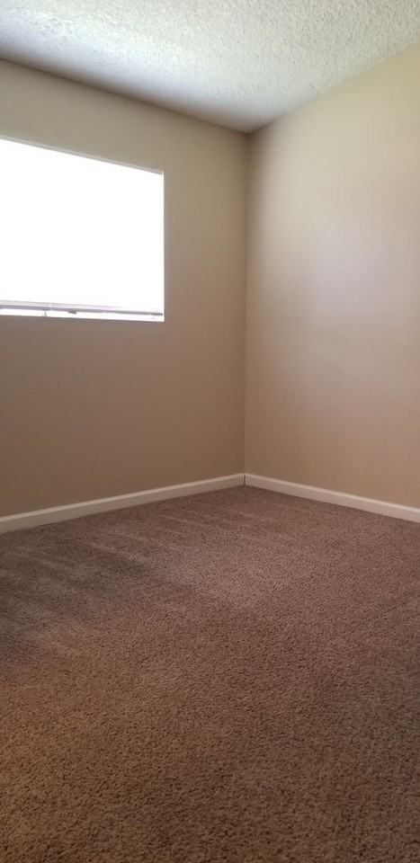 307 Buckley Ave - Photo 2 of 11