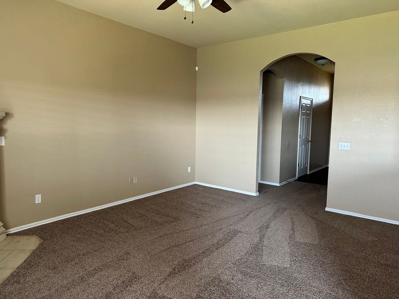 4816 Sw Malcom Rd - Photo 5 of 35