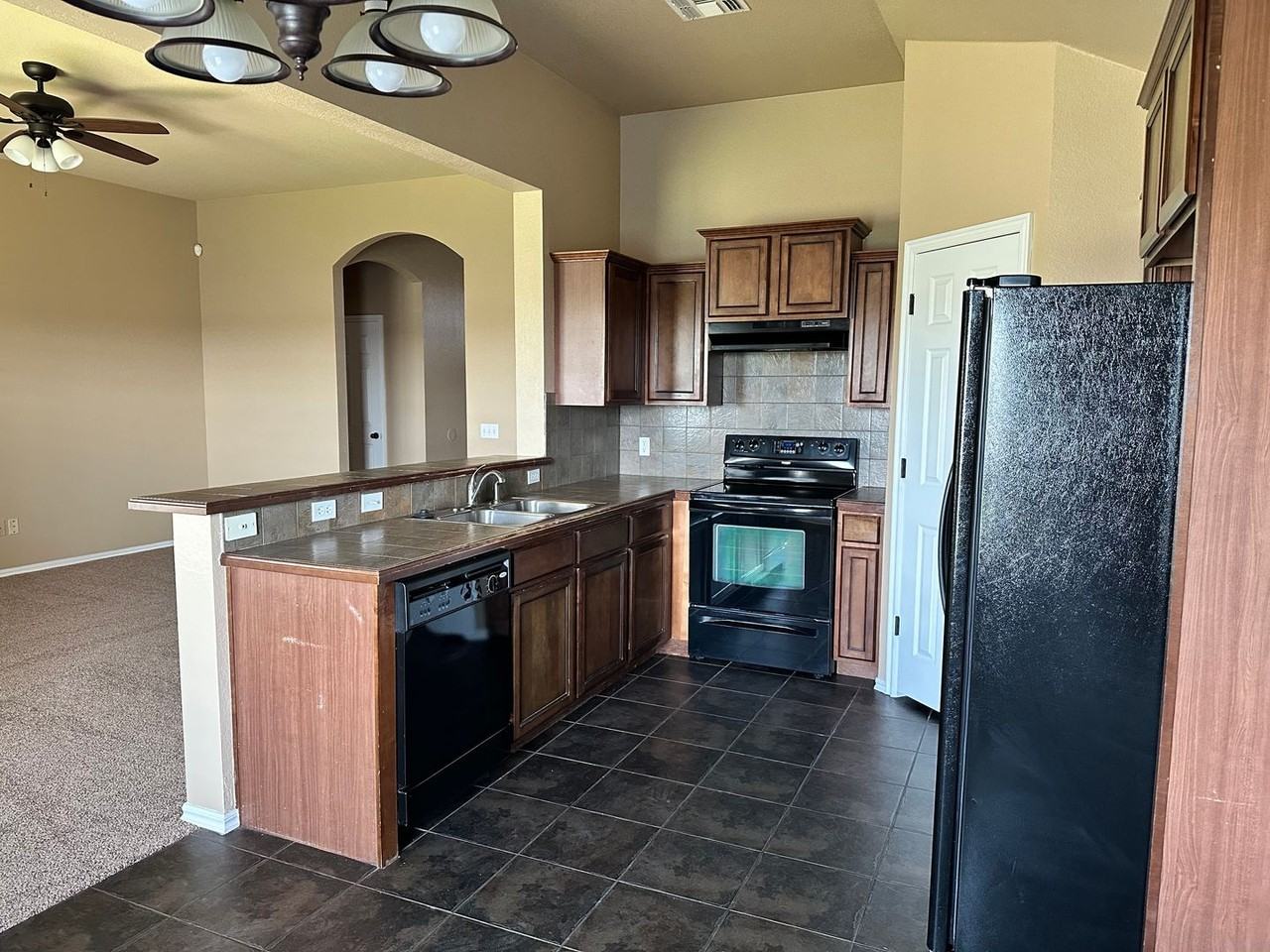 4816 Sw Malcom Rd - Photo 6 of 35