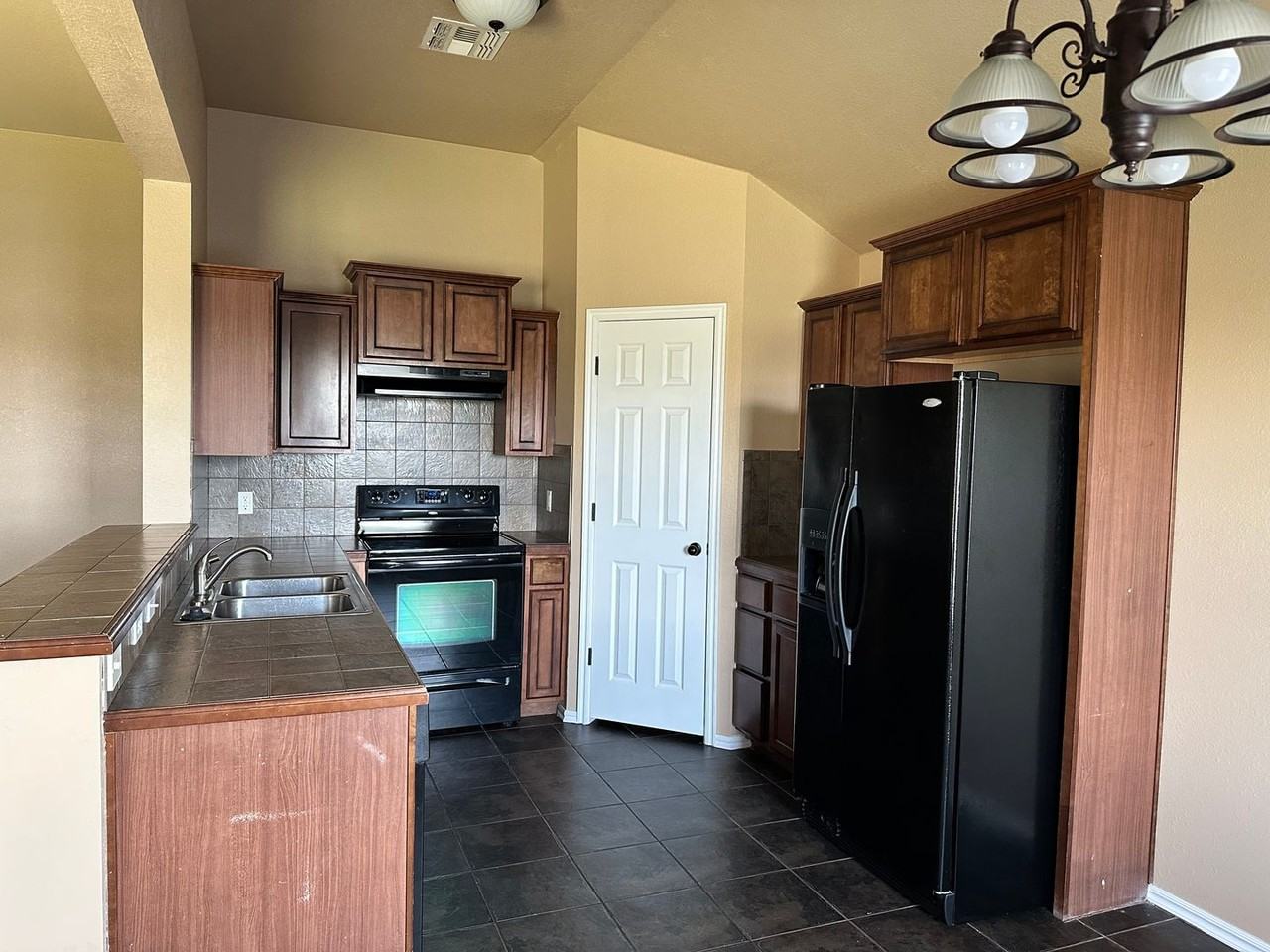 4816 Sw Malcom Rd - Photo 7 of 35