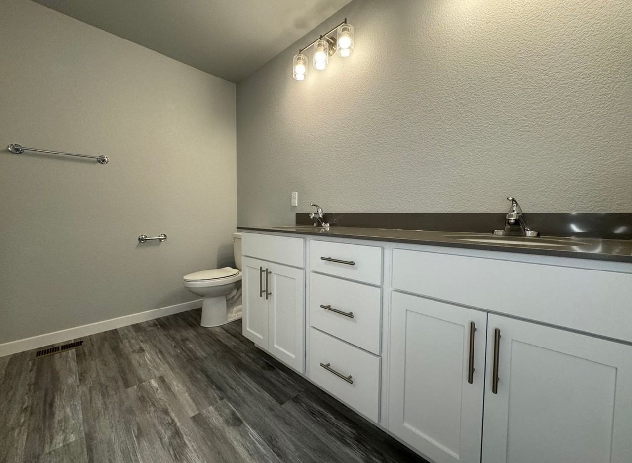 3916 Scorpio Dr - Photo 2 of 12