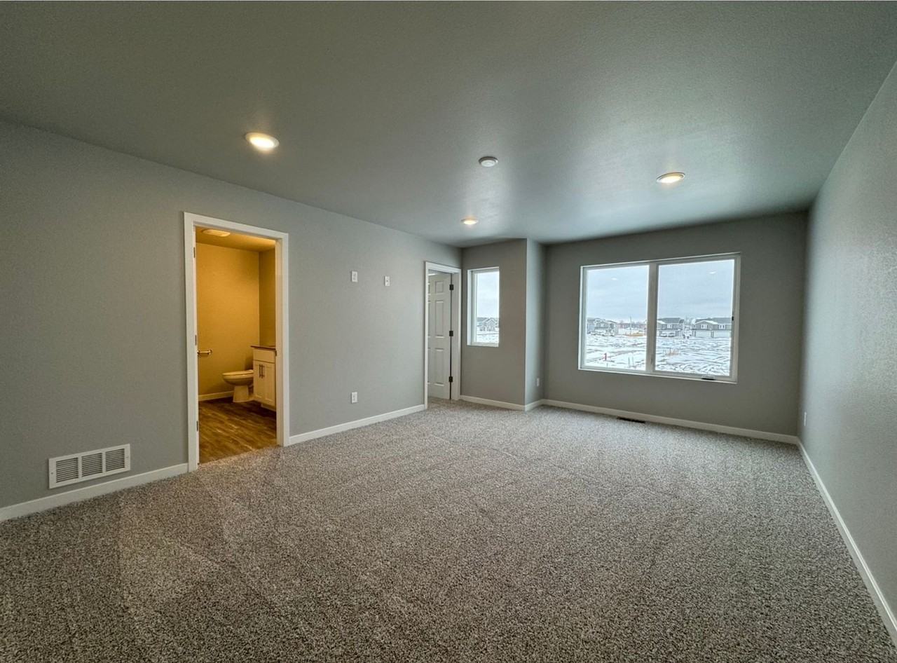 3916 Scorpio Dr - Photo 4 of 12