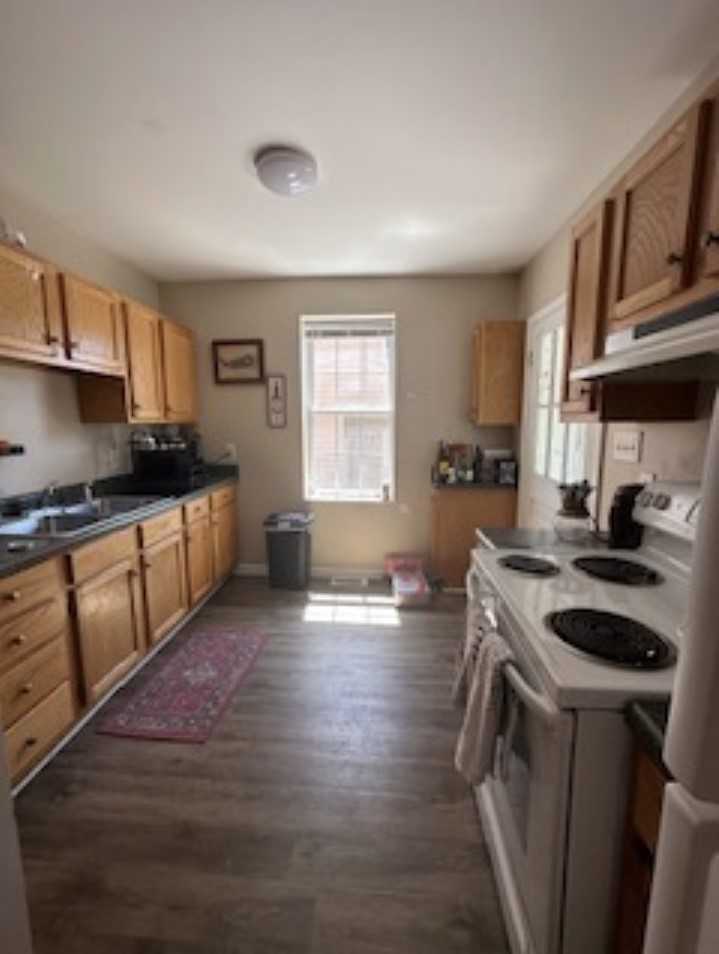 706 N Chestnut St #A - Photo 2 of 8