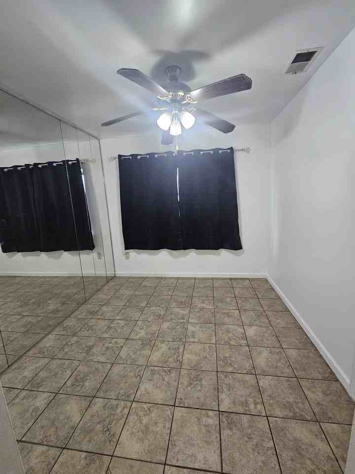 321 Kennedy Dr #301 - Photo 5 of 6