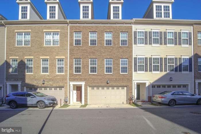 7172 Brick Kiln Cir #2 - Photo 3 of 7