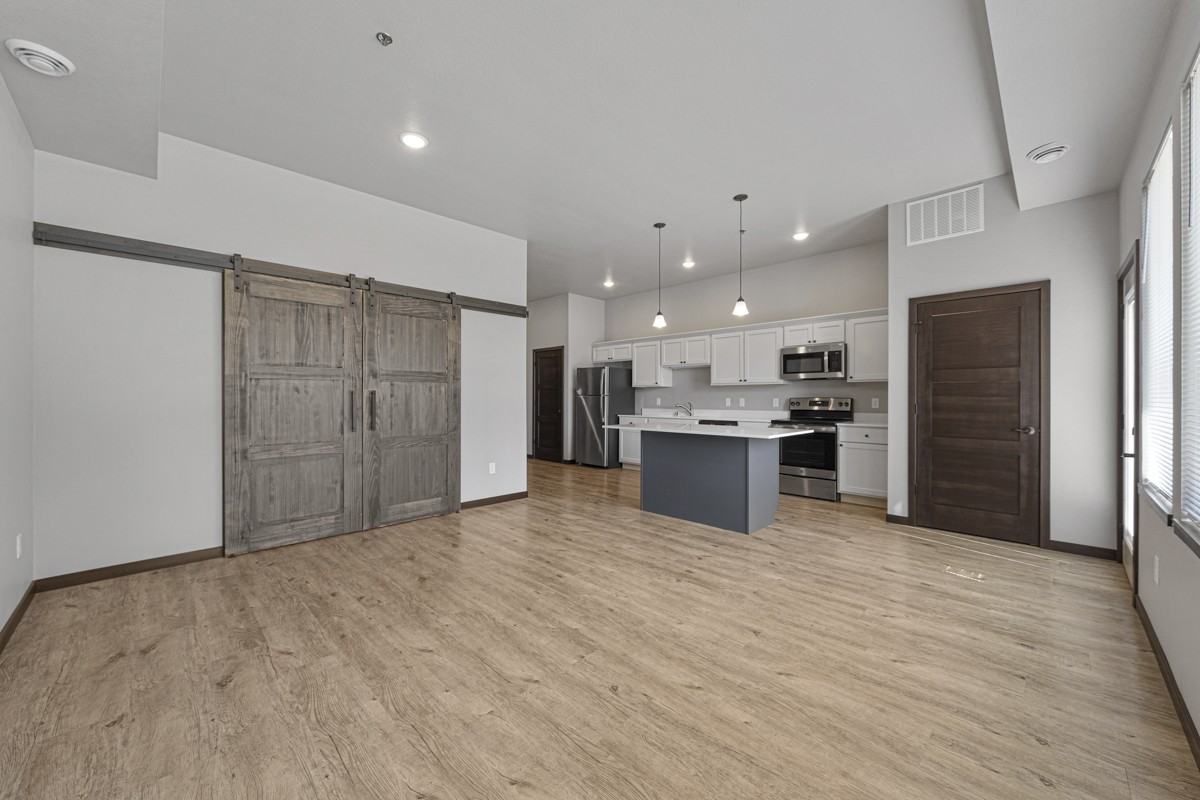 125 Roosevelt Cir #315 - Photo 6 of 26
